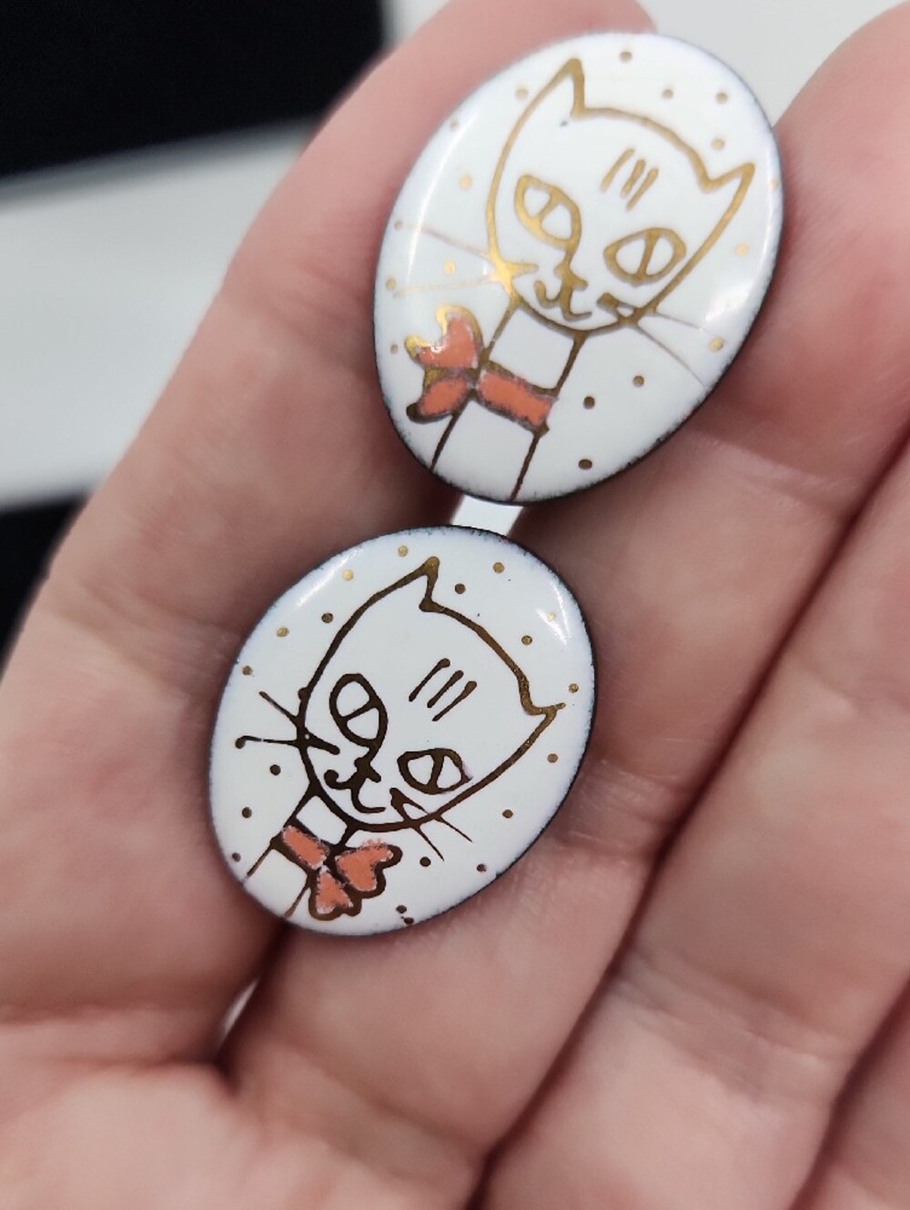 Matching White Cat Enamel Brooch and Screw Back Earring Set